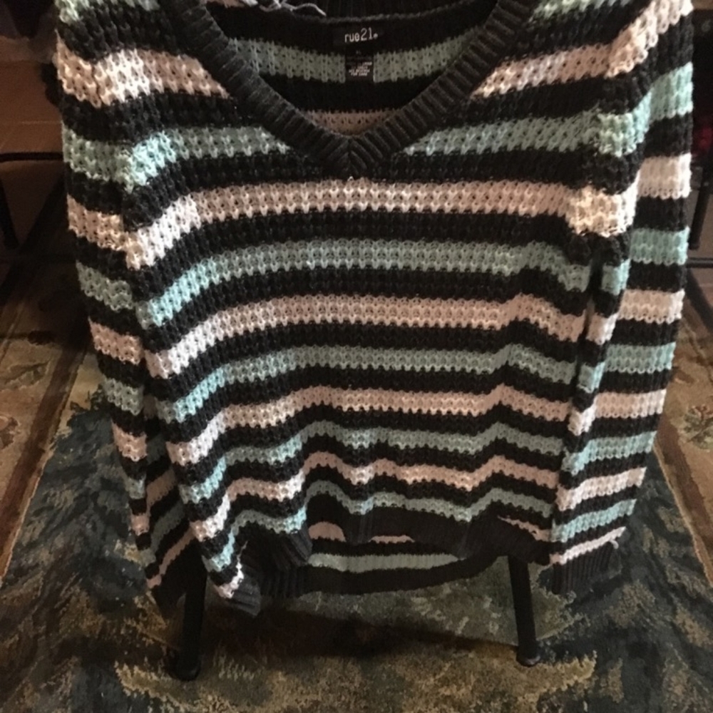 Rue 21 sweater